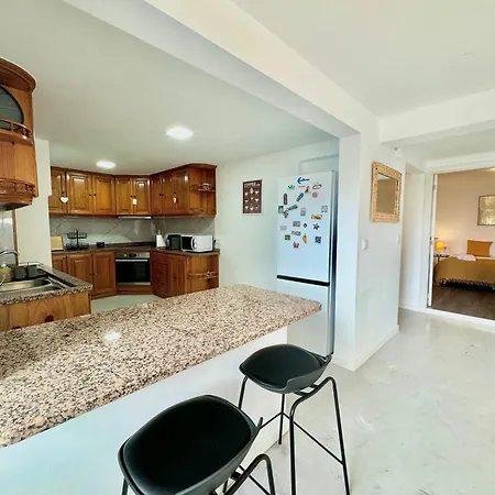 The West House Vakantiehuis Calheta (Madeira)