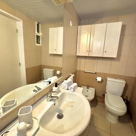 The West House Semesterbostad