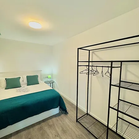 The West House Semesterbostad