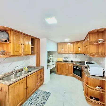 Semesterbostad The West House *