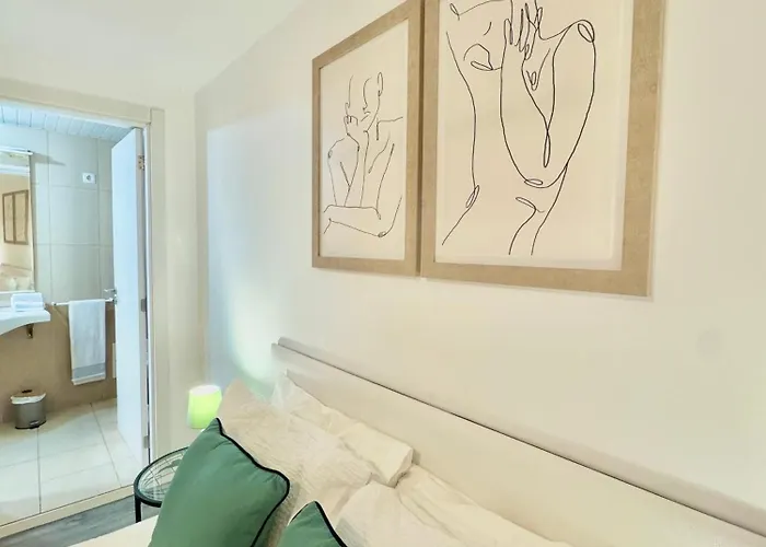 The West House Calheta (Madeira)