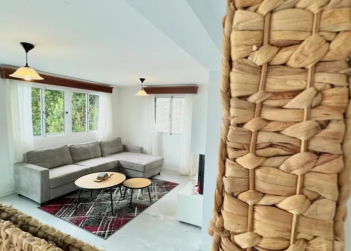 The West House Vakantiehuis Calheta (Madeira)